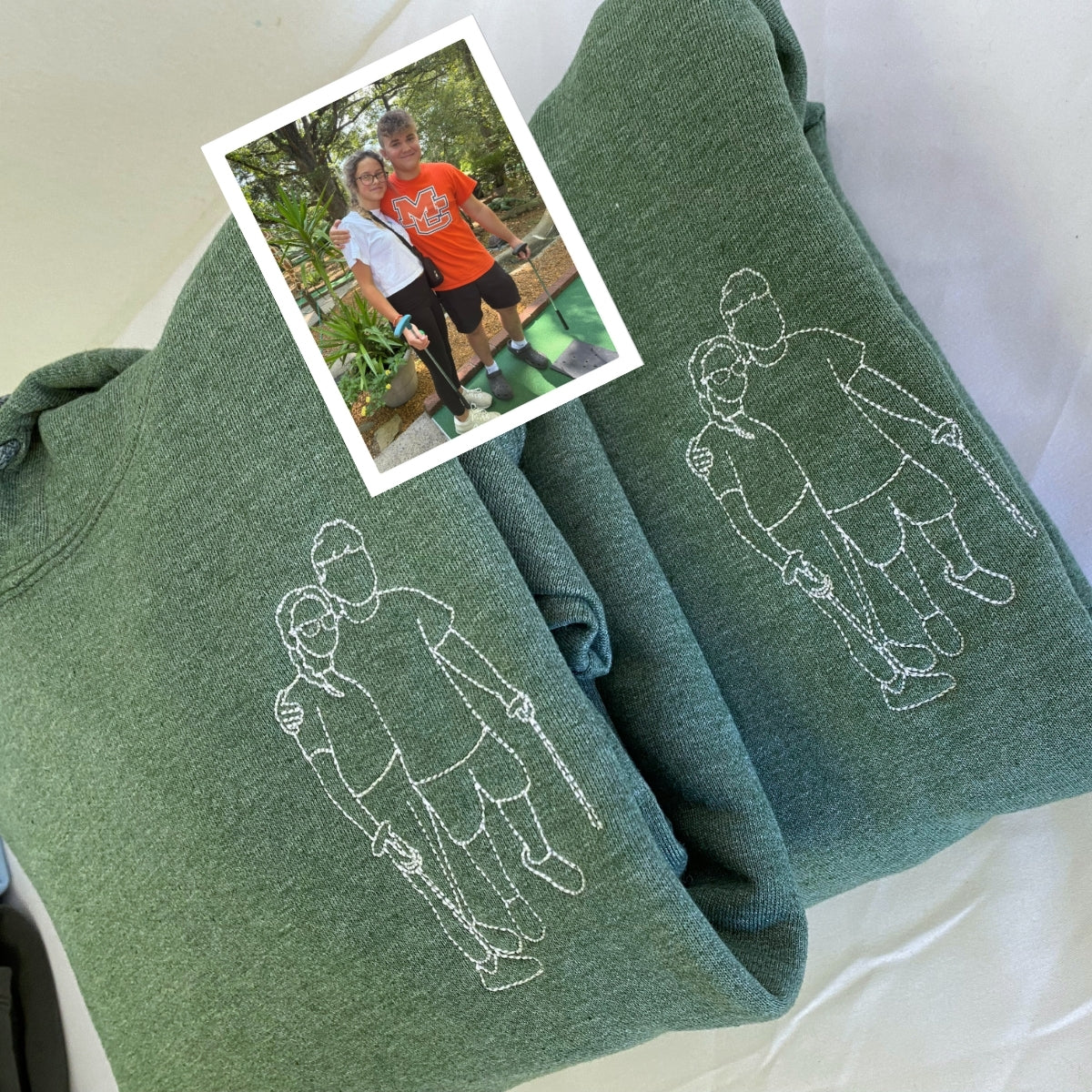 Individuell bestickte Engel- und Dämonenkatze-Kapuzenpullover für Paare