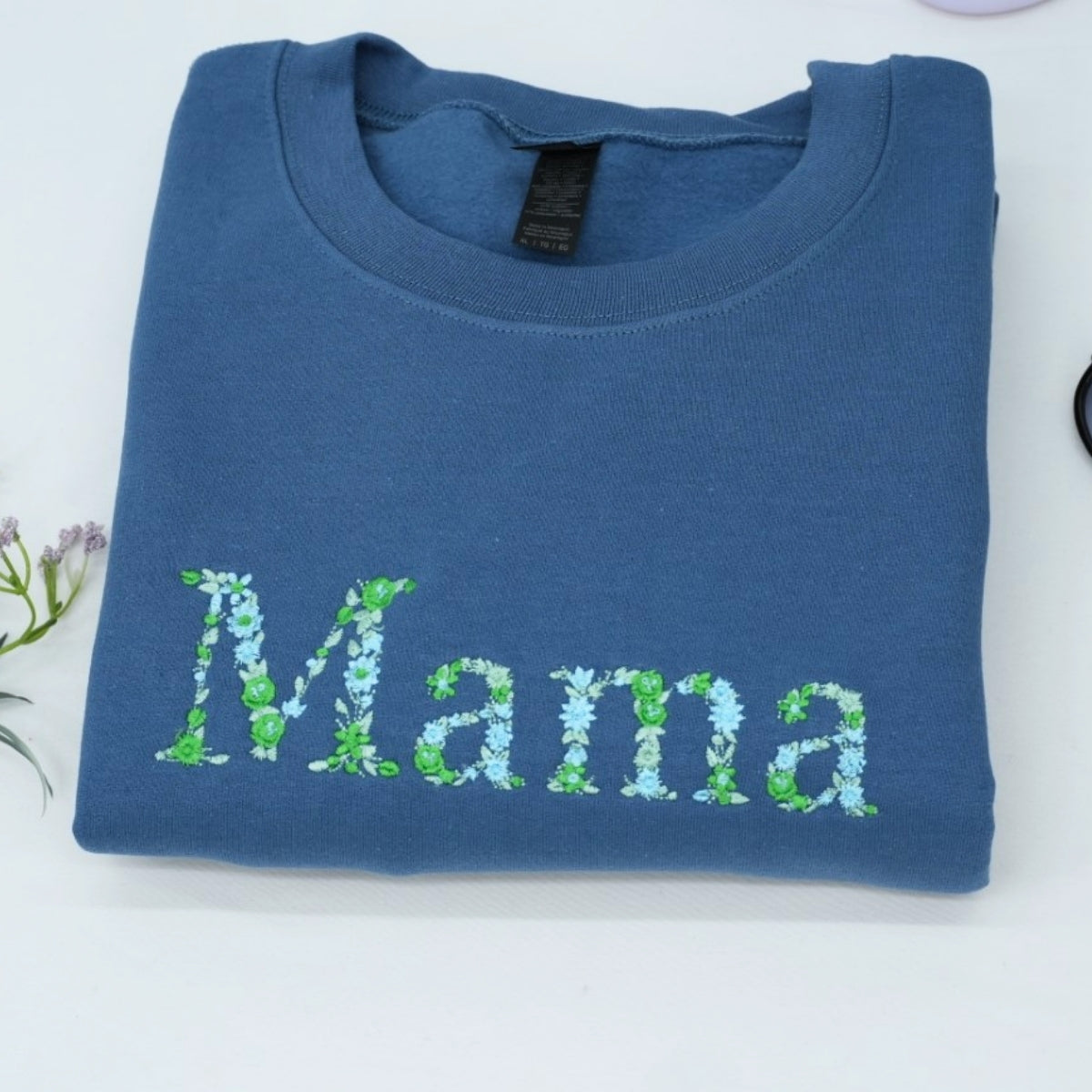 Custom Mama Floral Sweatshirt - Mom Embroidered Flower Letter Design - Perfect Mother's Day Gift