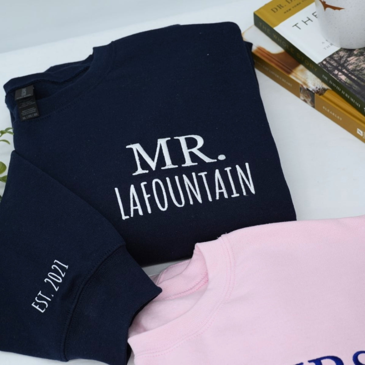 Individuell bestickte Engel- und Dämonenkatze-Kapuzenpullover für Paare