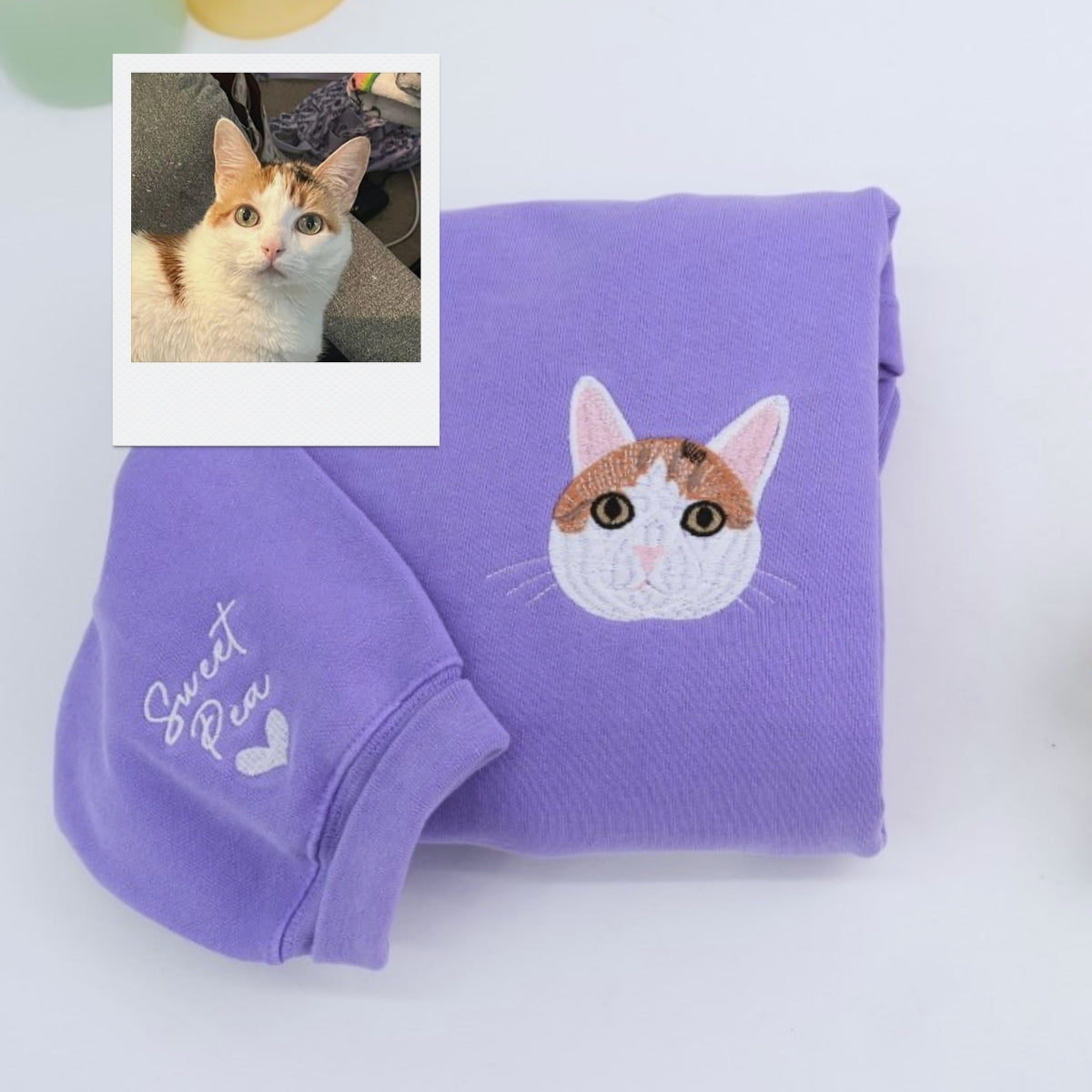 Custom Multi-Cat Portrait Sweatshirts - Personalized Pet Faces with Names - Multiple Cat Owner Gift