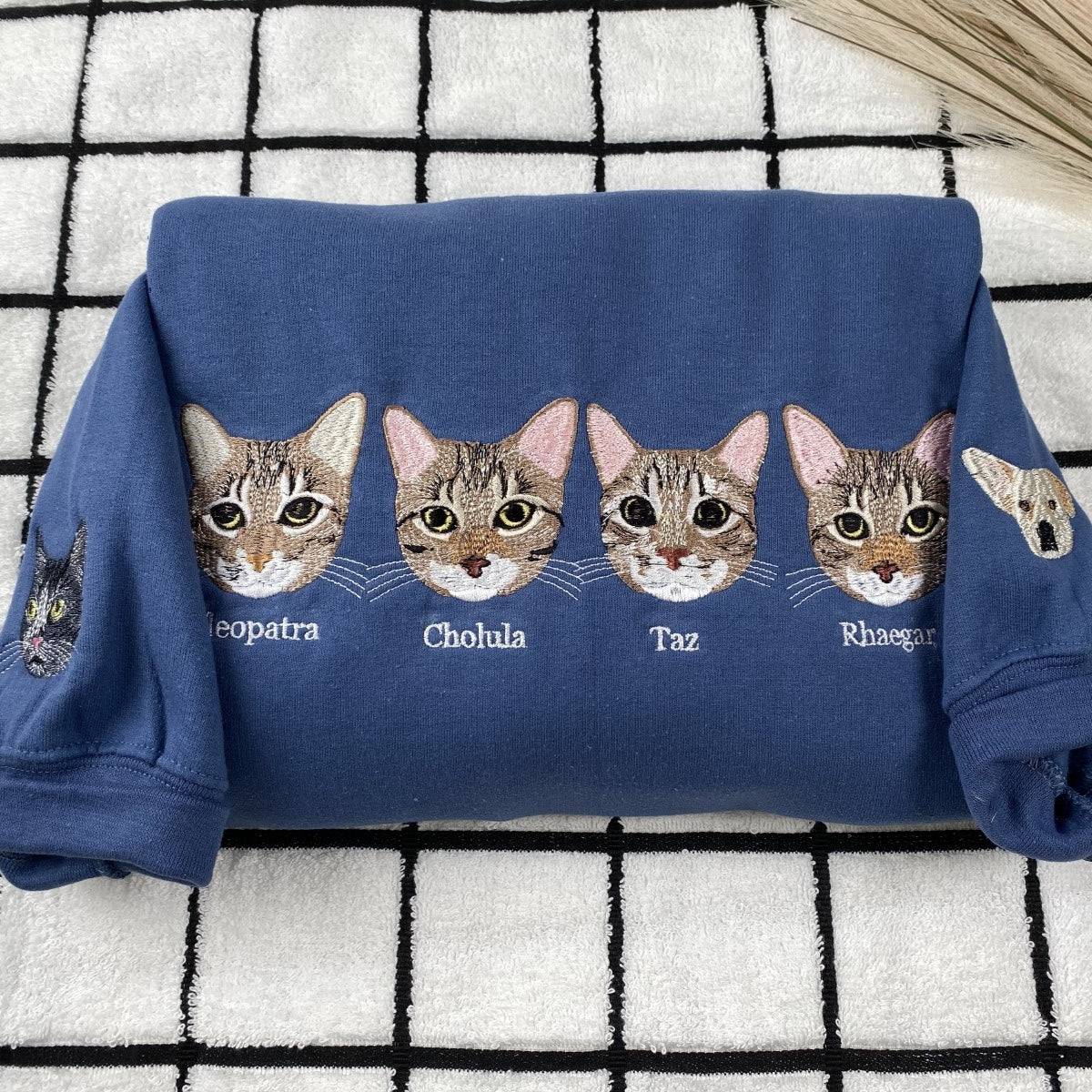 Individuell bestickte Engel- und Dämonenkatze-Kapuzenpullover für Paare
