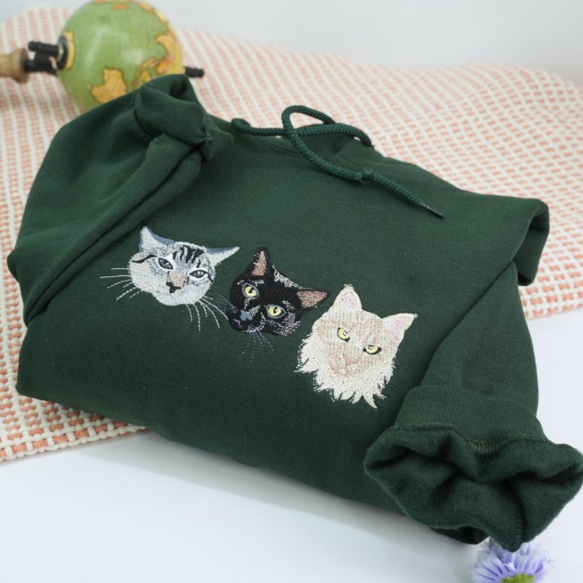 Individuell bestickte Engel- und Dämonenkatze-Kapuzenpullover für Paare