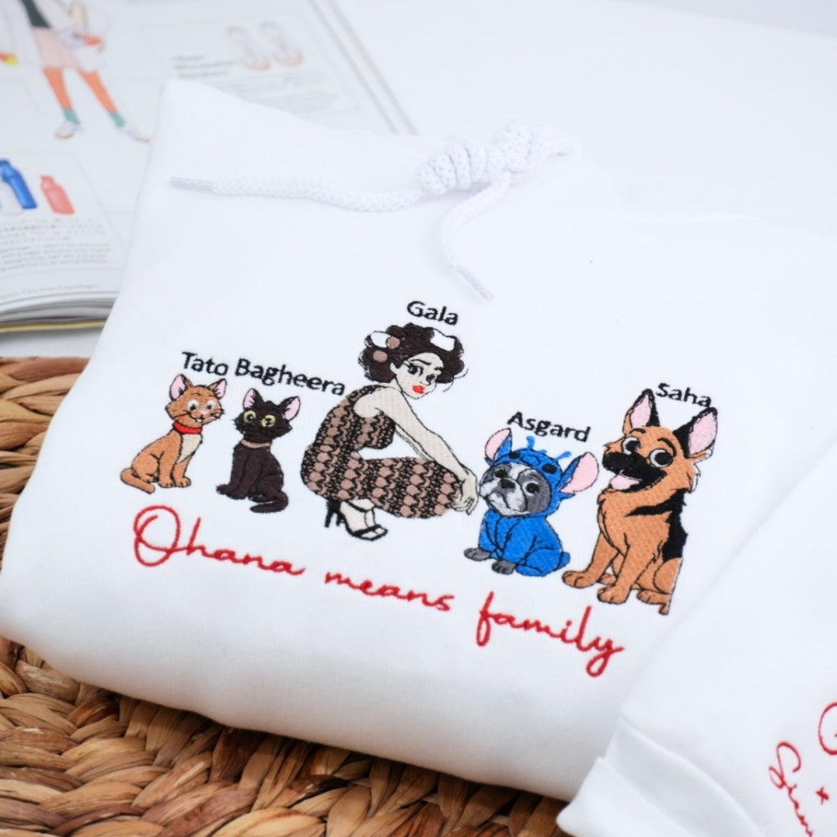 Individuell bestickte Engel- und Dämonenkatze-Kapuzenpullover für Paare