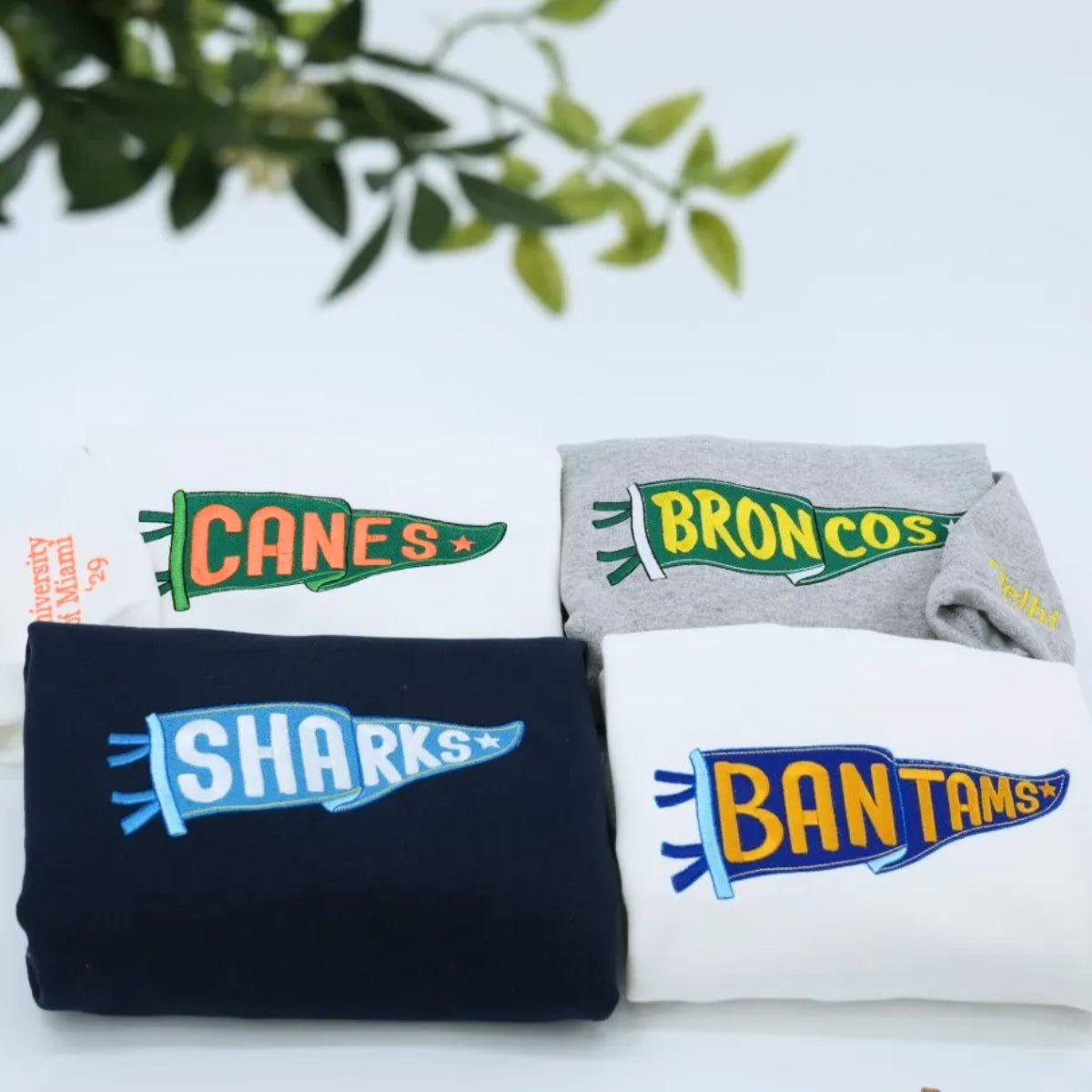 Individuell bestickte Engel- und Dämonenkatze-Kapuzenpullover für Paare