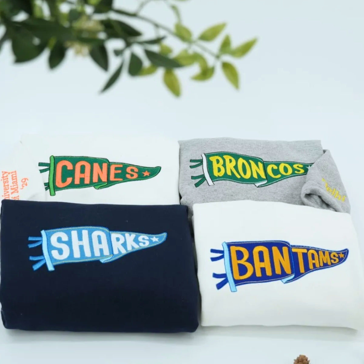 Individuell bestickte Engel- und Dämonenkatze-Kapuzenpullover für Paare