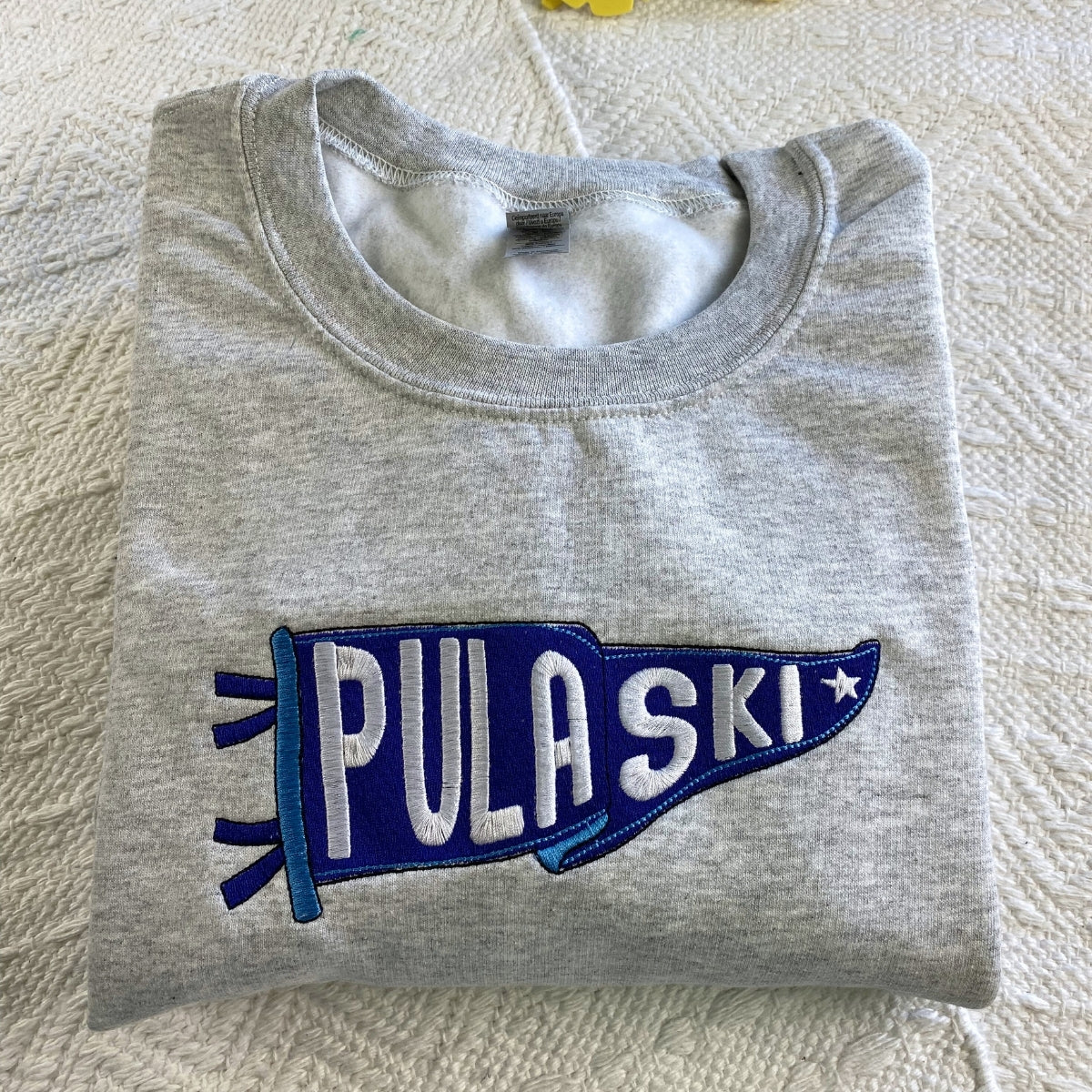 Individuell bestickte Engel- und Dämonenkatze-Kapuzenpullover für Paare