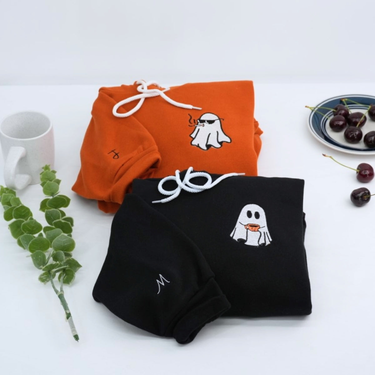 Individuell bestickte Engel- und Dämonenkatze-Kapuzenpullover für Paare