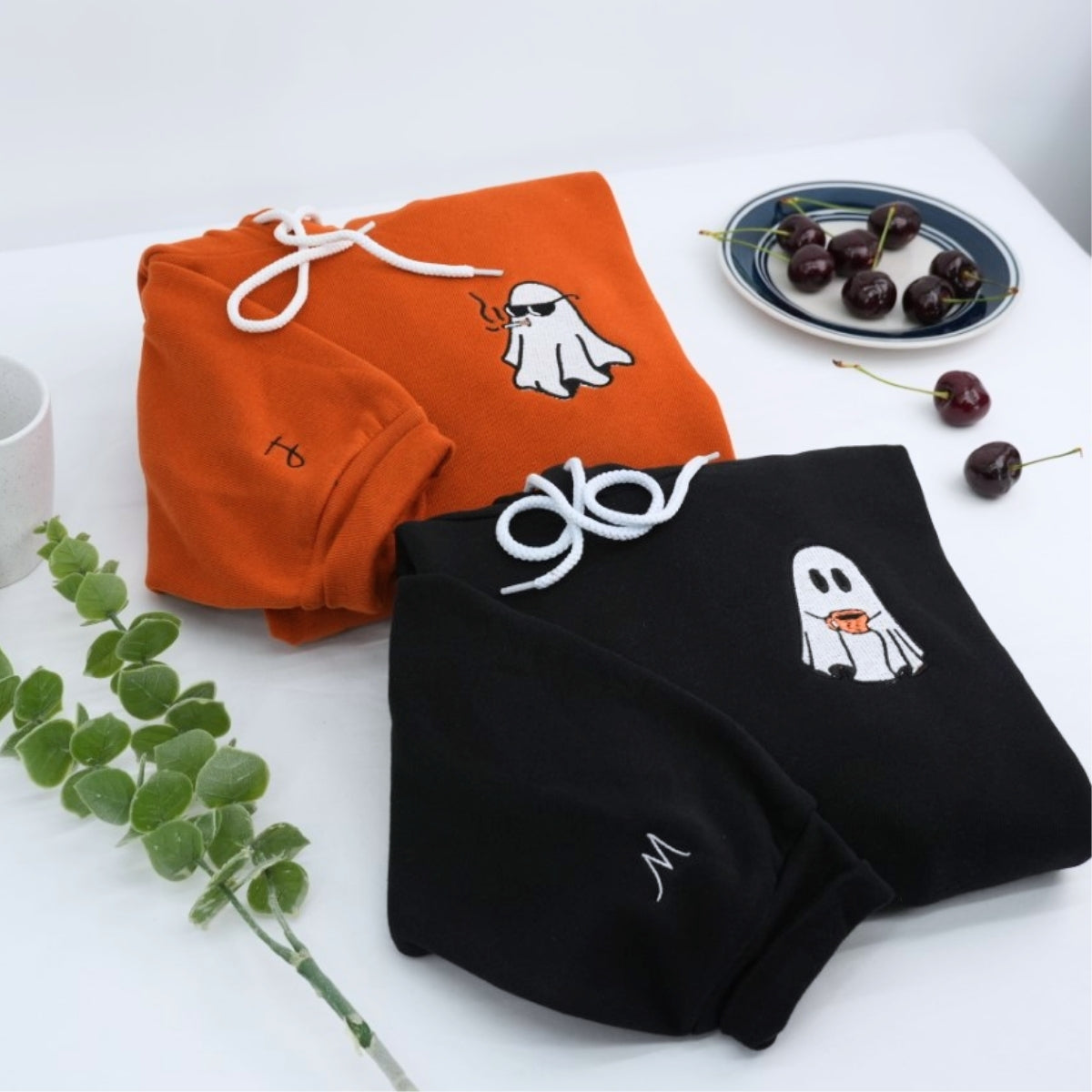 Individuell bestickte Engel- und Dämonenkatze-Kapuzenpullover für Paare