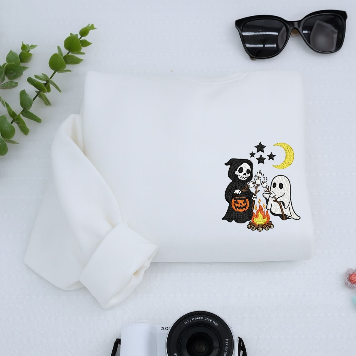 Individuell bestickte Engel- und Dämonenkatze-Kapuzenpullover für Paare