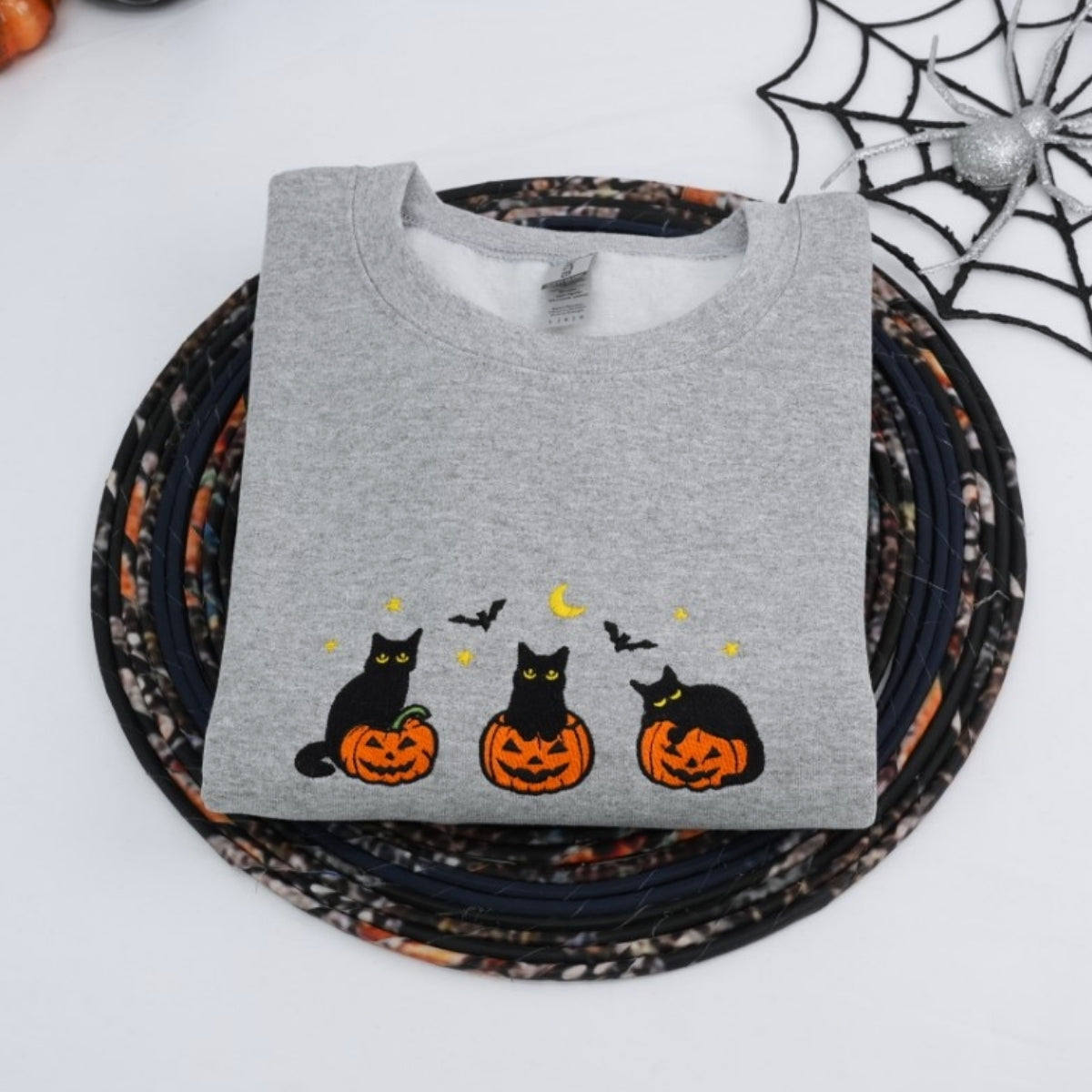 Individuell bestickte Engel- und Dämonenkatze-Kapuzenpullover für Paare