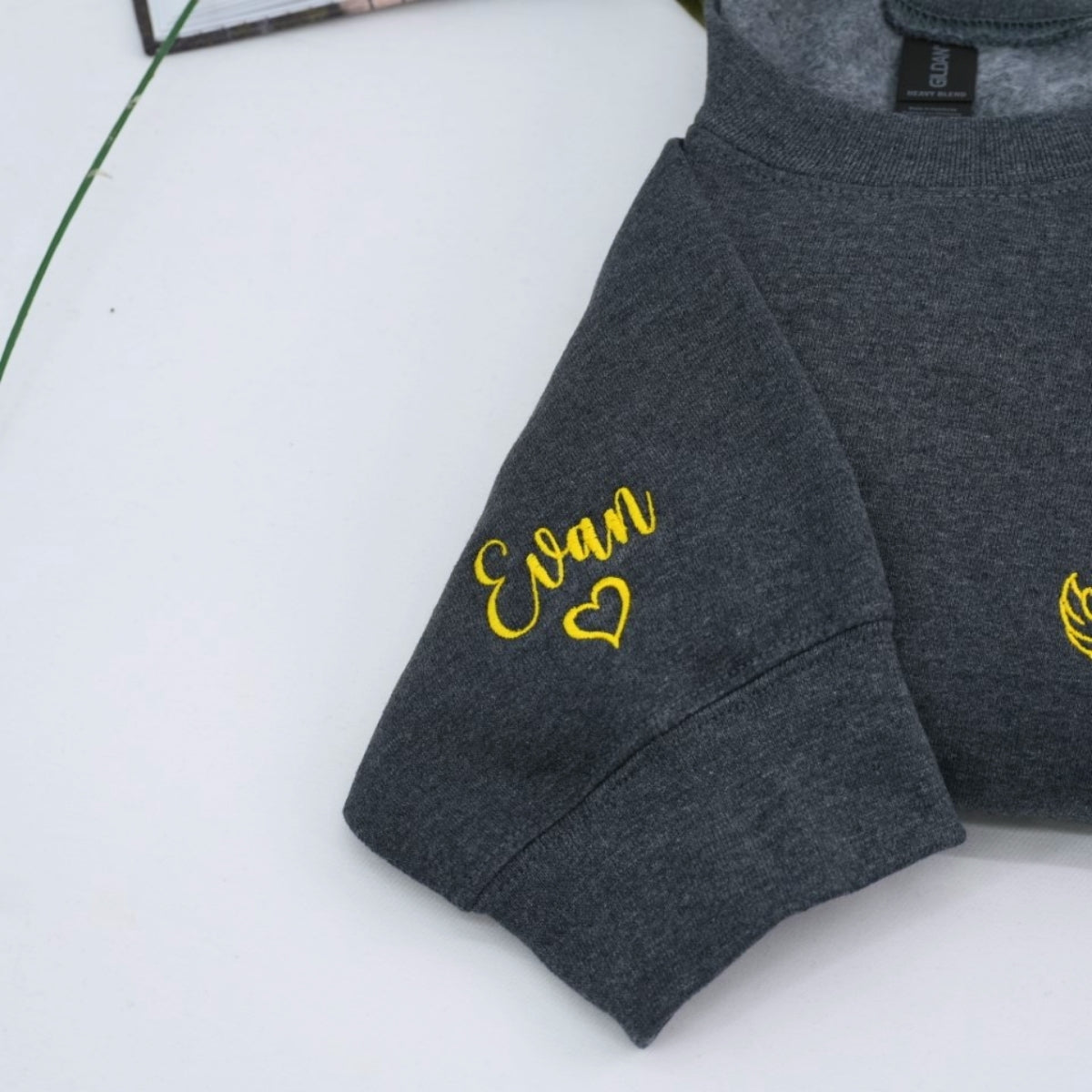 Individuell bestickte Engel- und Dämonenkatze-Kapuzenpullover für Paare