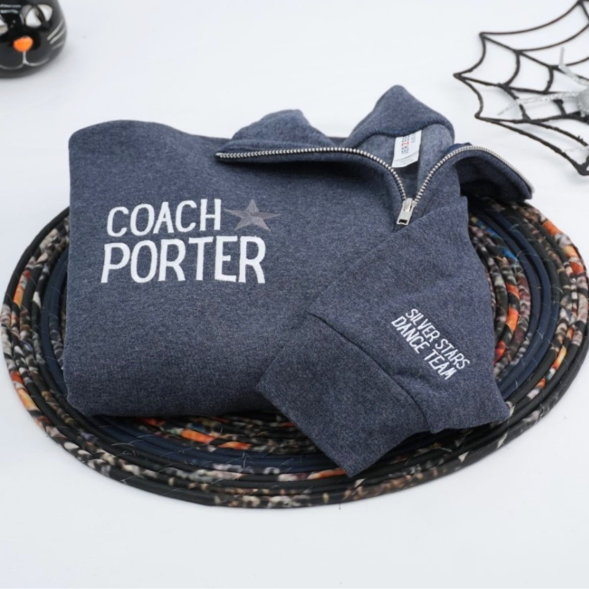 Individuell bestickte Engel- und Dämonenkatze-Kapuzenpullover für Paare