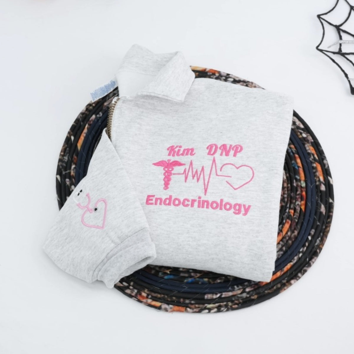 Sweats à capuche assortis brodés personnalisés avec ange et chat démon pour couples