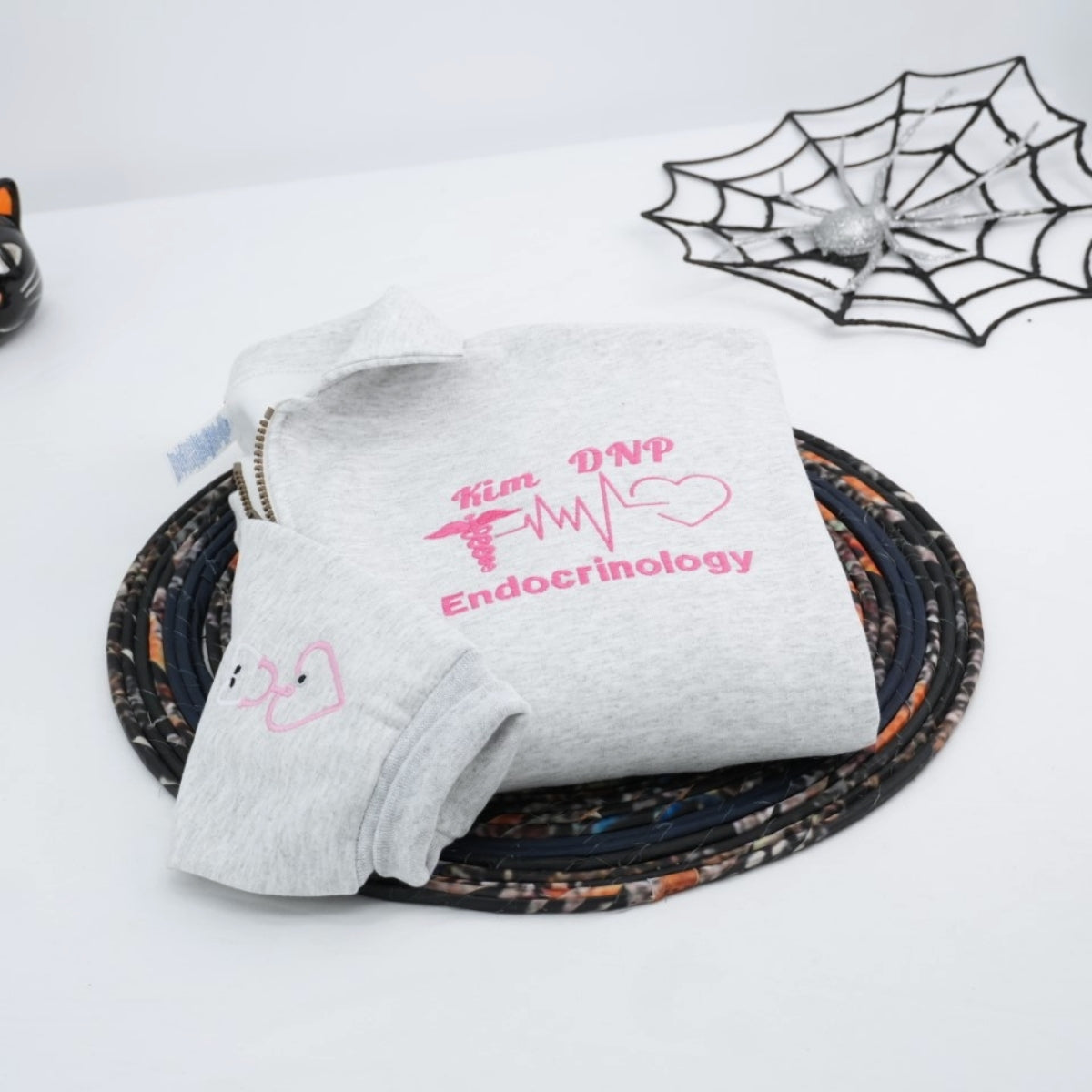 Sweats à capuche assortis brodés personnalisés avec ange et chat démon pour couples