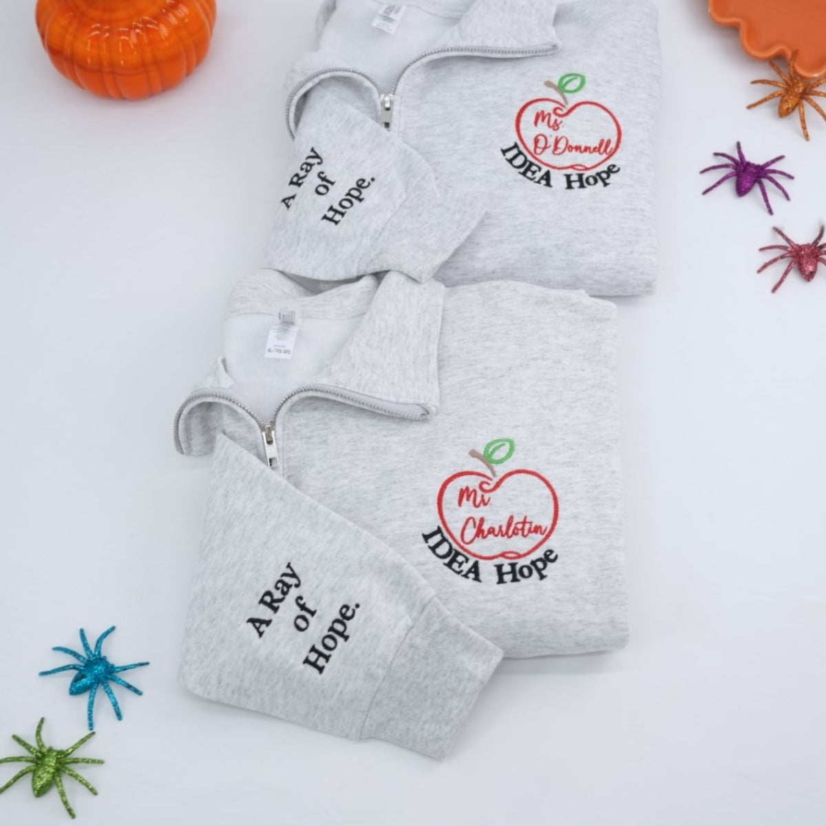Individuell bestickte Engel- und Dämonenkatze-Kapuzenpullover für Paare