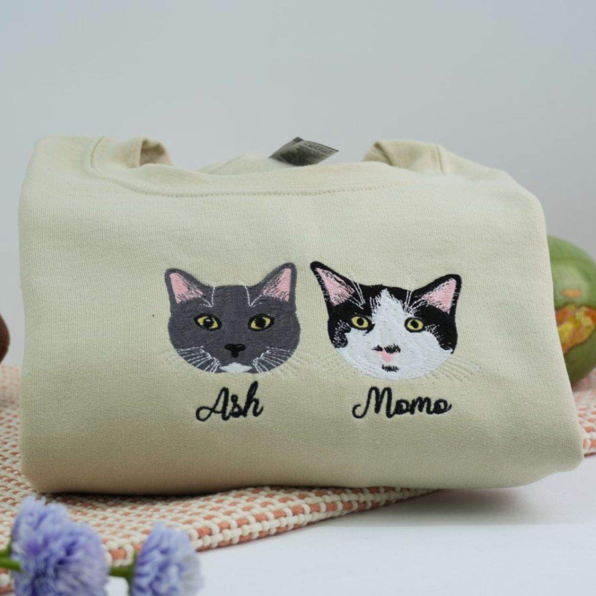 Individuell bestickte Engel- und Dämonenkatze-Kapuzenpullover für Paare