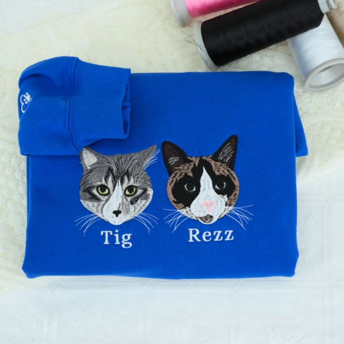 Individuell bestickte Engel- und Dämonenkatze-Kapuzenpullover für Paare