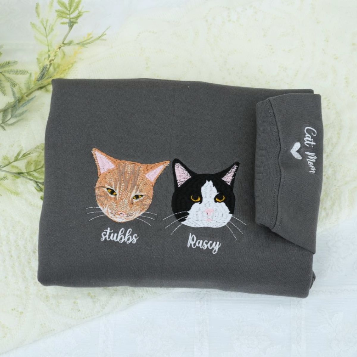 Individuell bestickte Engel- und Dämonenkatze-Kapuzenpullover für Paare