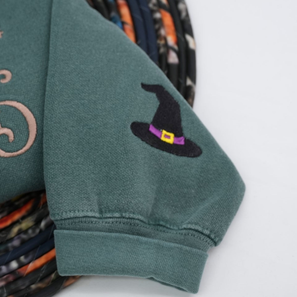 Individuell bestickte Engel- und Dämonenkatze-Kapuzenpullover für Paare