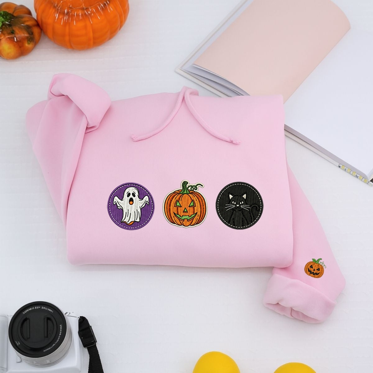 Individuell bestickte Engel- und Dämonenkatze-Kapuzenpullover für Paare