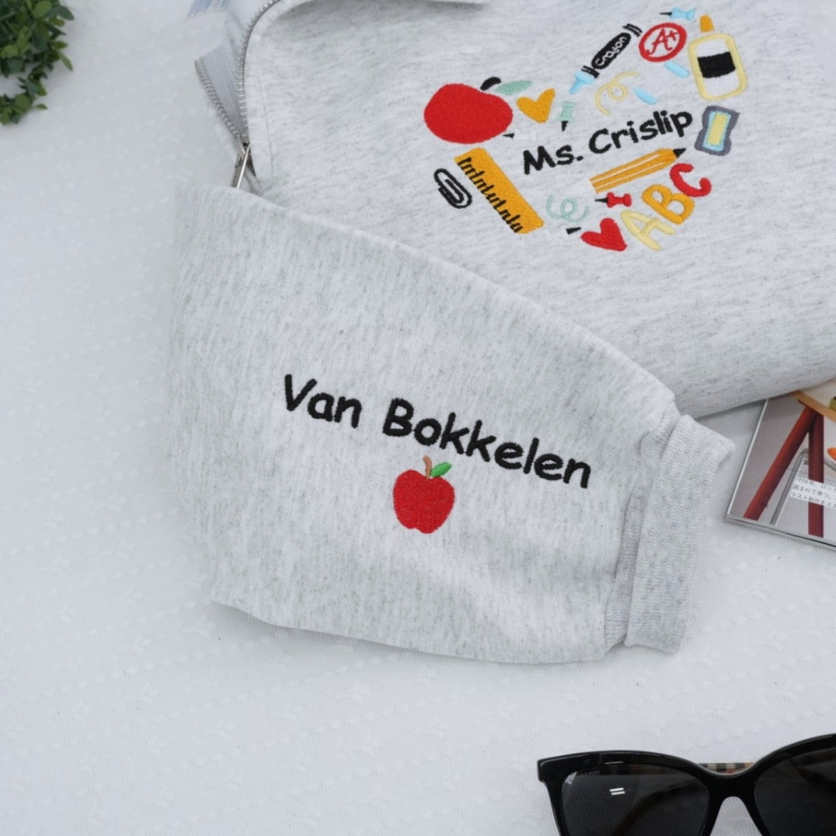 Individuell bestickte Engel- und Dämonenkatze-Kapuzenpullover für Paare