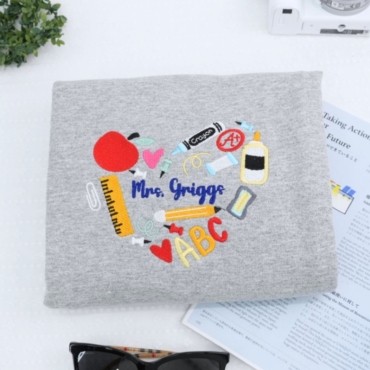 Individuell bestickte Engel- und Dämonenkatze-Kapuzenpullover für Paare