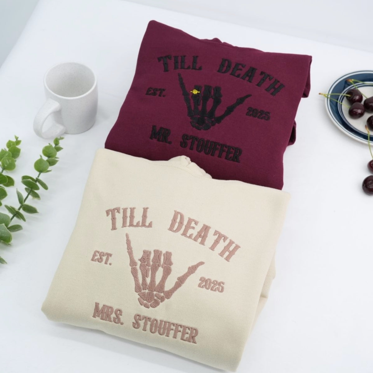 Individuell bestickte Engel- und Dämonenkatze-Kapuzenpullover für Paare