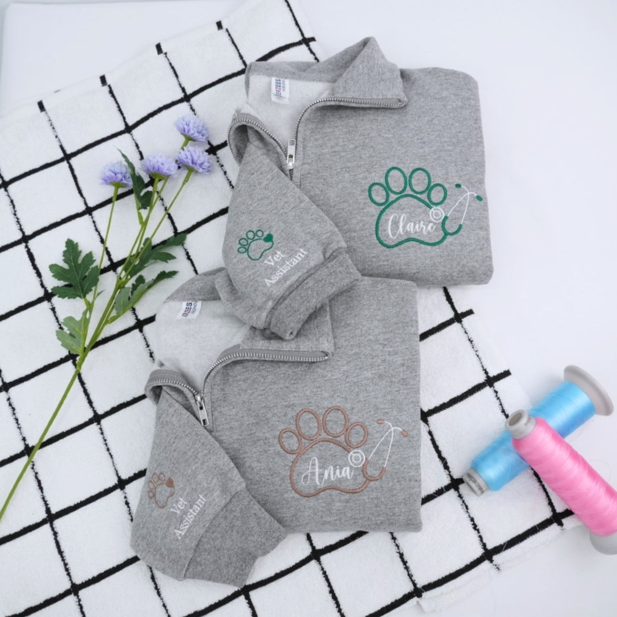 Individuell bestickte Engel- und Dämonenkatze-Kapuzenpullover für Paare