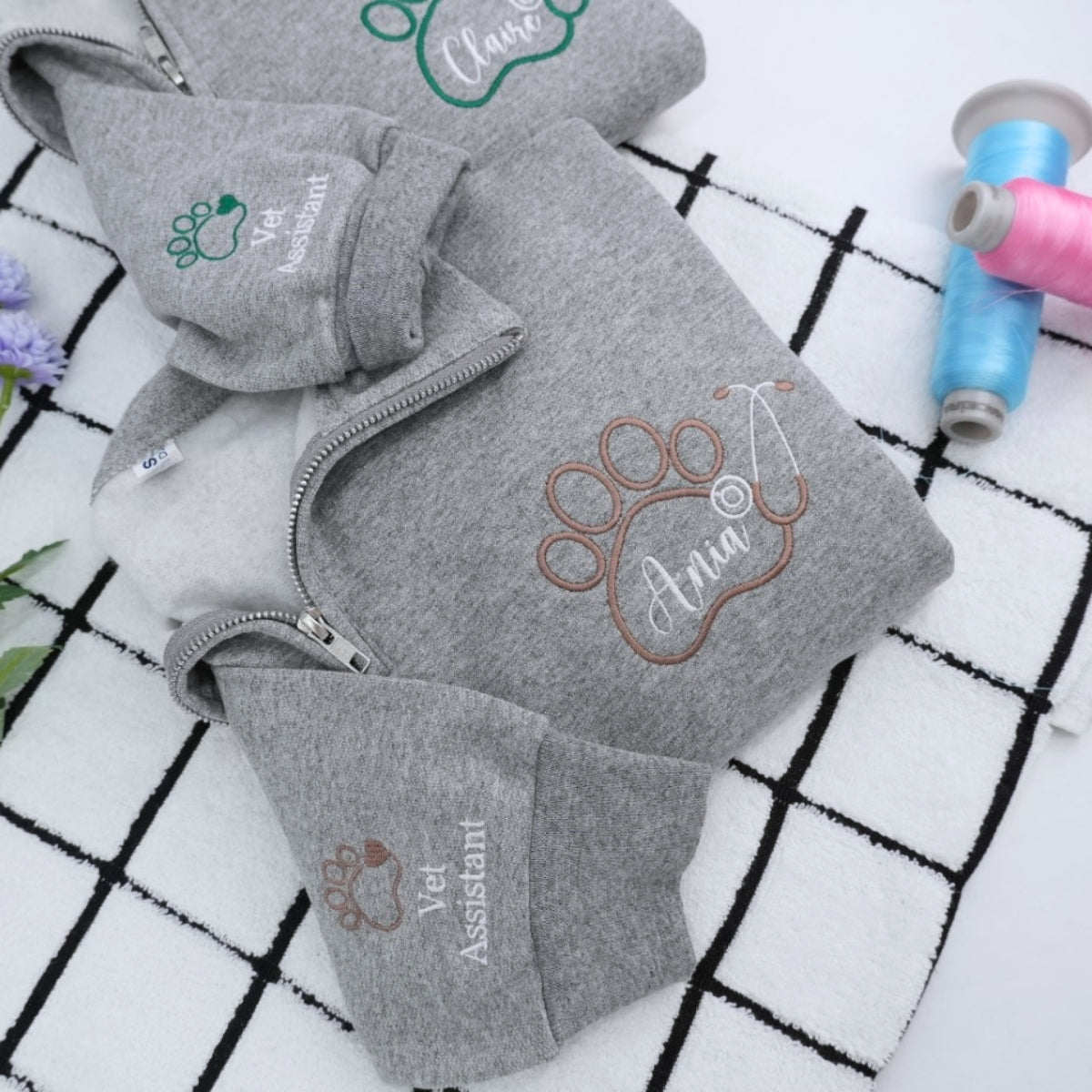 Individuell bestickte Engel- und Dämonenkatze-Kapuzenpullover für Paare