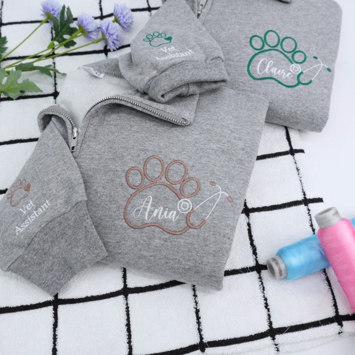 Individuell bestickte Engel- und Dämonenkatze-Kapuzenpullover für Paare